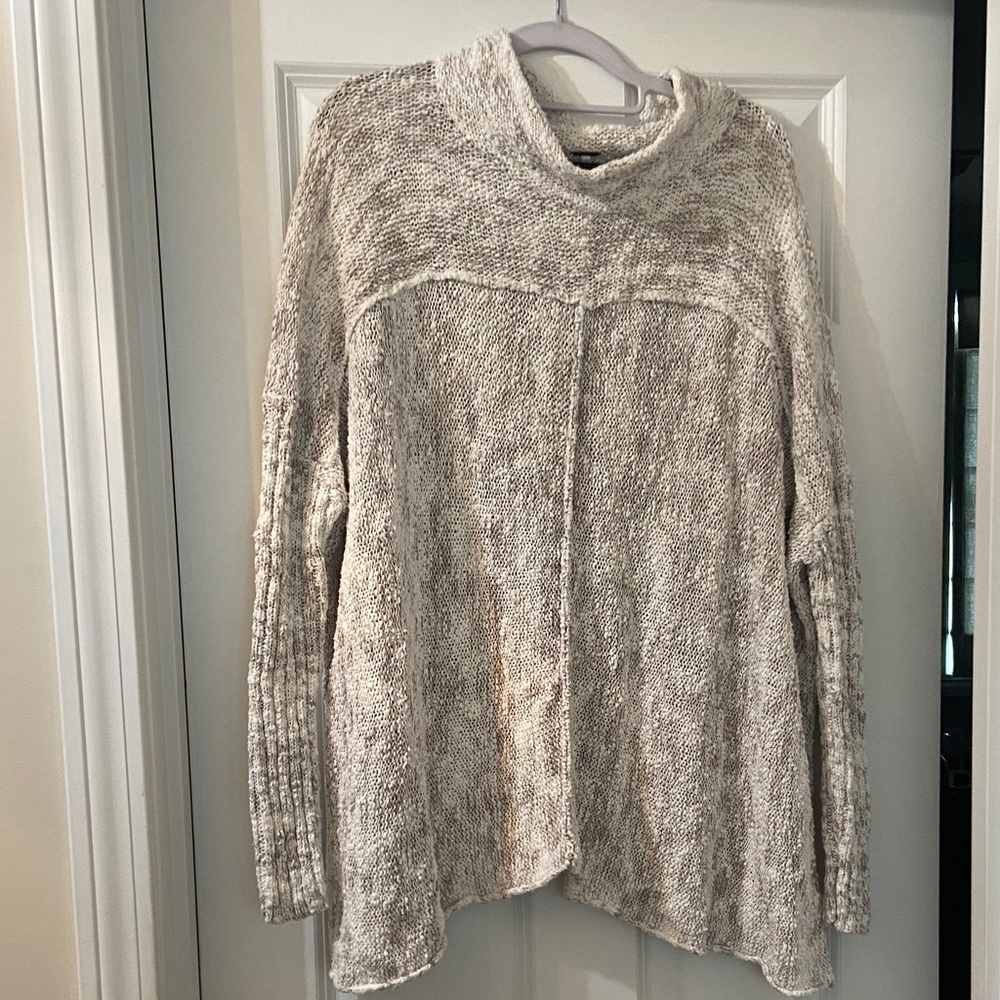 🧡 Women’s Free People sweater